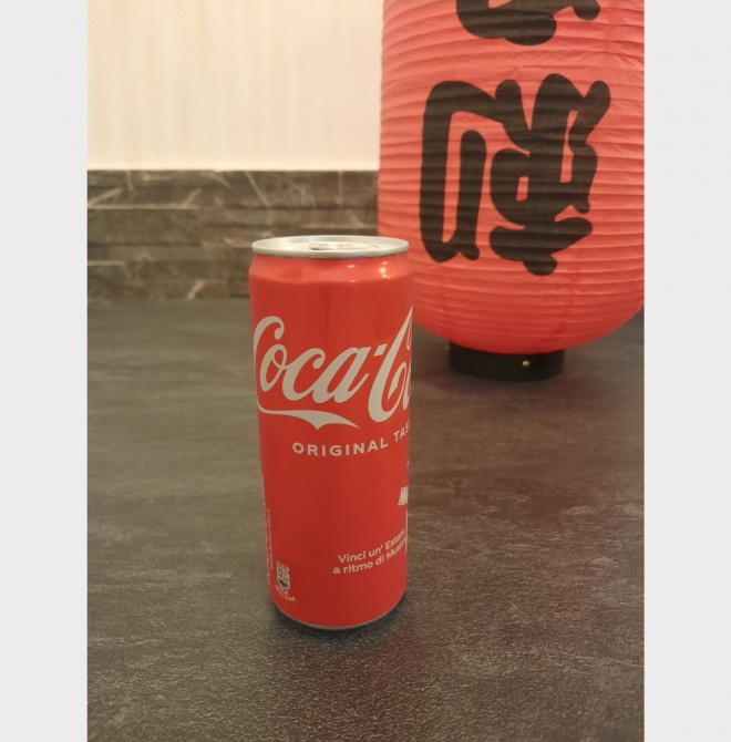 <h6 class='prettyPhoto-title'>Coca Cola 33cl</h6>