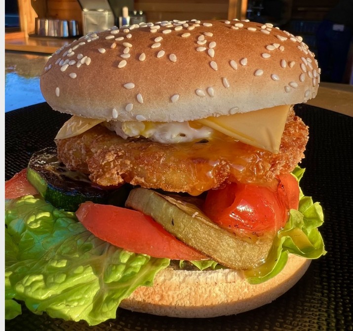 <h6 class='prettyPhoto-title'>Burger végétarien</h6>
