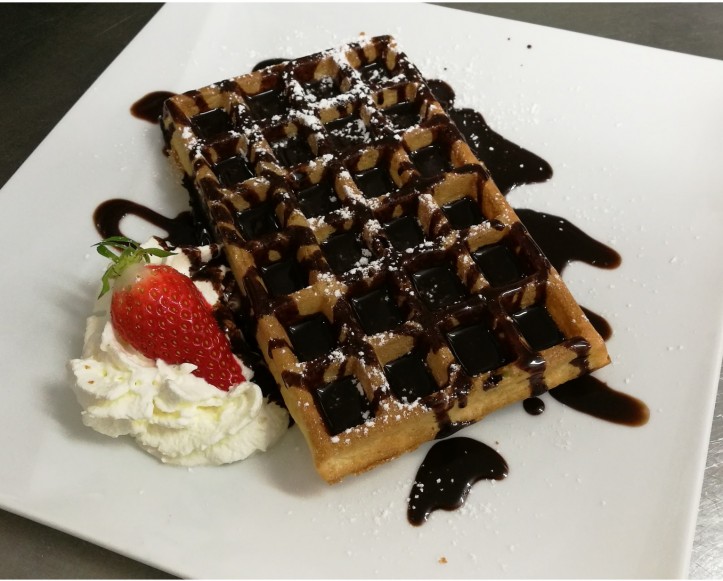 <h6 class='prettyPhoto-title'>Waffle chocolate coulis</h6>