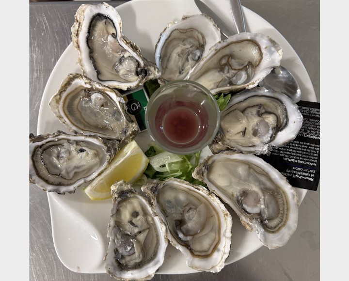 <h6 class='prettyPhoto-title'>THE 9 OYSTERS FROM FOURAS N ° 3</h6>