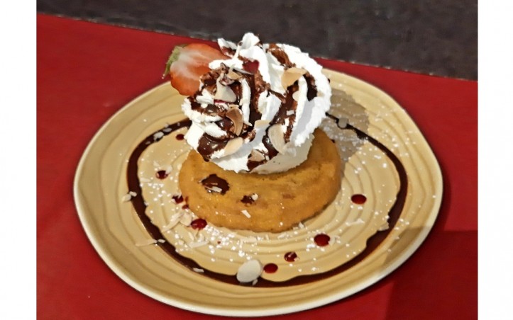 <h3 class='prettyPhoto-title'>Fondant of sweet potato</h3><br/>Creole pastry<br /> Whipped cream with red fruit coulis