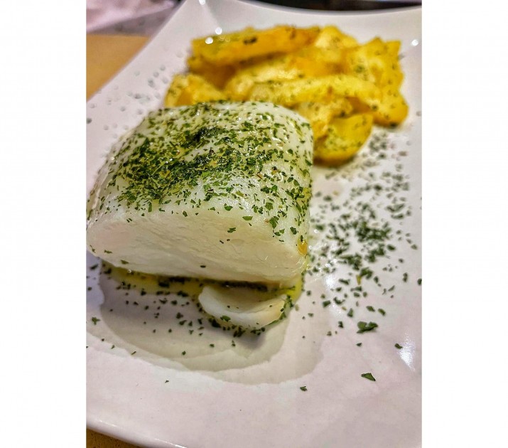 <h6 class='prettyPhoto-title'>Giraldo cod the best in the world served with potatoes</h6>