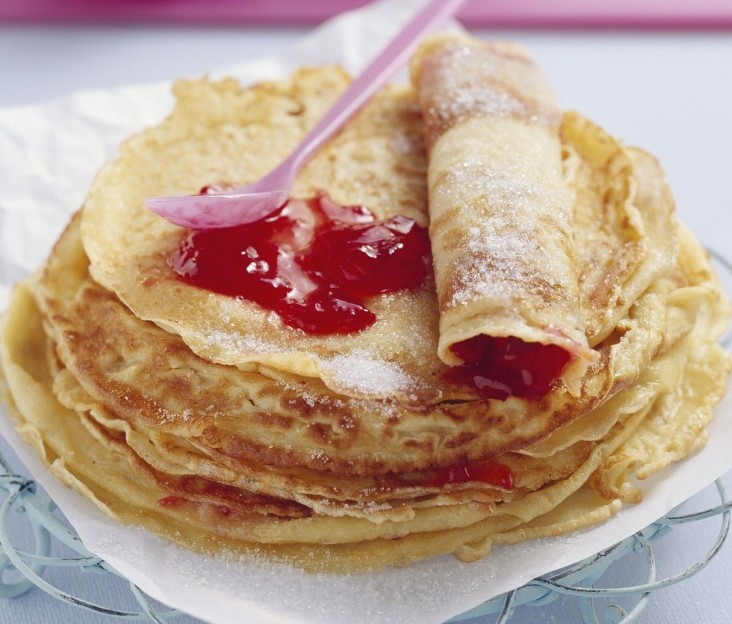 <h6 class='prettyPhoto-title'>Crêpe with fruit jelly</h6>
