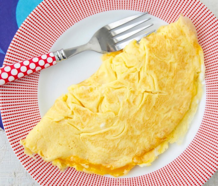 <h6 class='prettyPhoto-title'>Cheese omelet</h6>