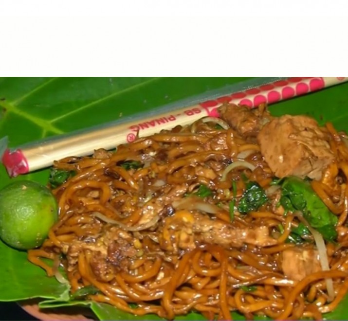 <h6 class='prettyPhoto-title'>Mie Gosong Seafood</h6>