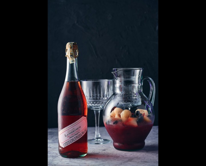 <h6 class='prettyPhoto-title'>Pitcher of Sangria Rose</h6>