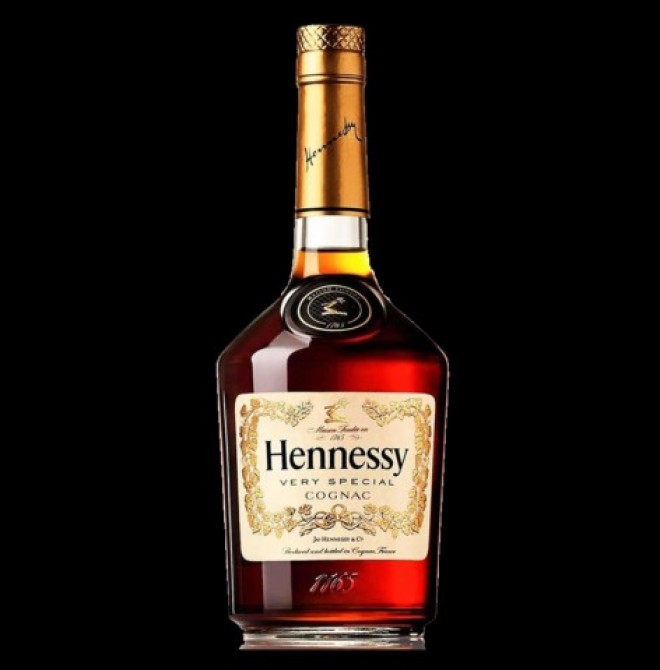 <h6 class='prettyPhoto-title'>Hennessy</h6>