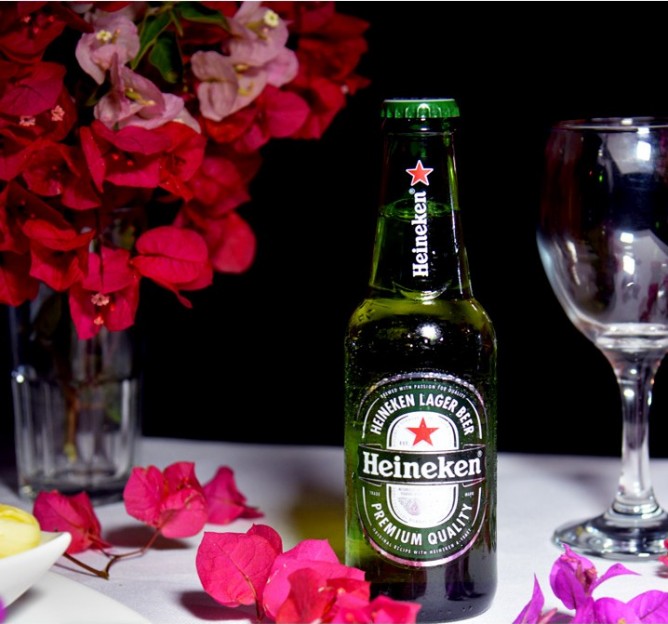 <h6 class='prettyPhoto-title'>Heineken bouteille</h6>