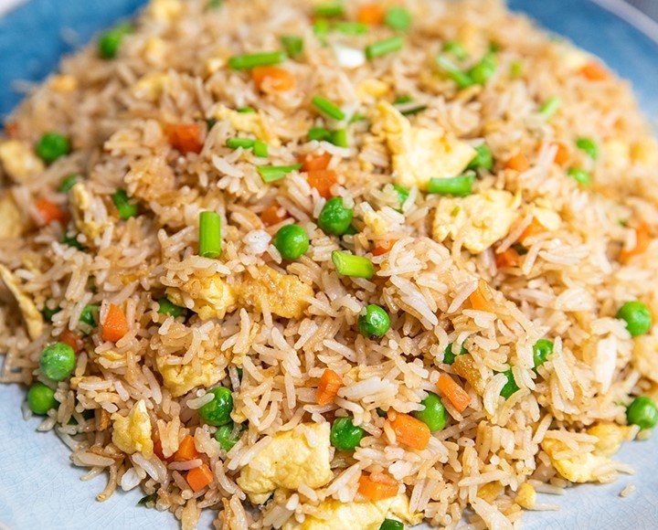 <h6 class='prettyPhoto-title'>Egg Fried Rice with Chicken</h6>