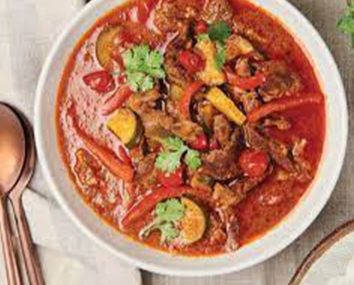 <h6 class='prettyPhoto-title'>Beef with Red Curry</h6>