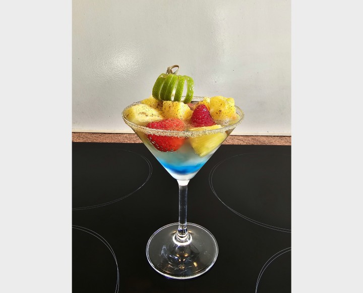 <h6 class='prettyPhoto-title'>Cocktail Fruit Champagne</h6>