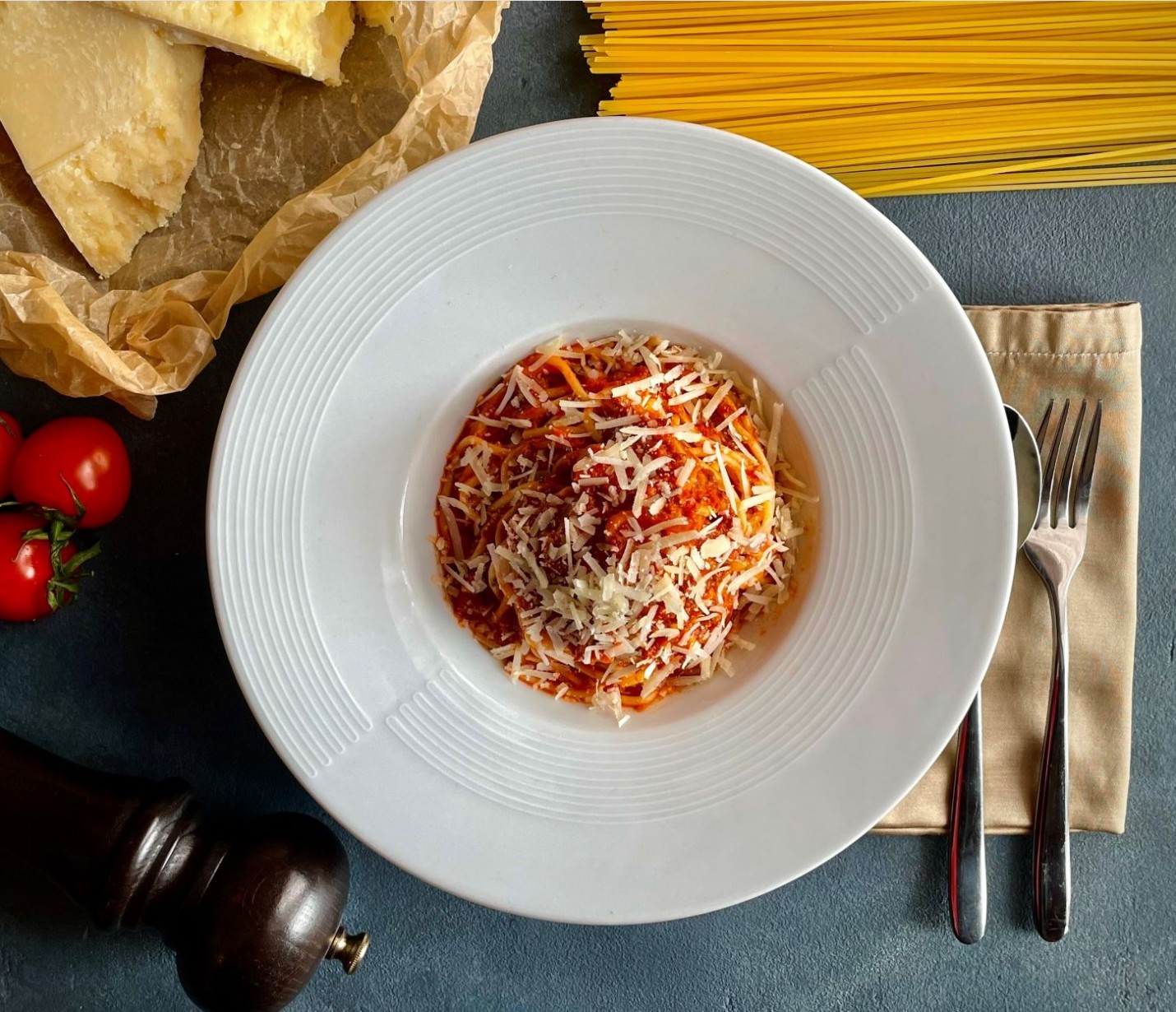 <h6 class='prettyPhoto-title'>Spaghetti bolognese"</h6>
