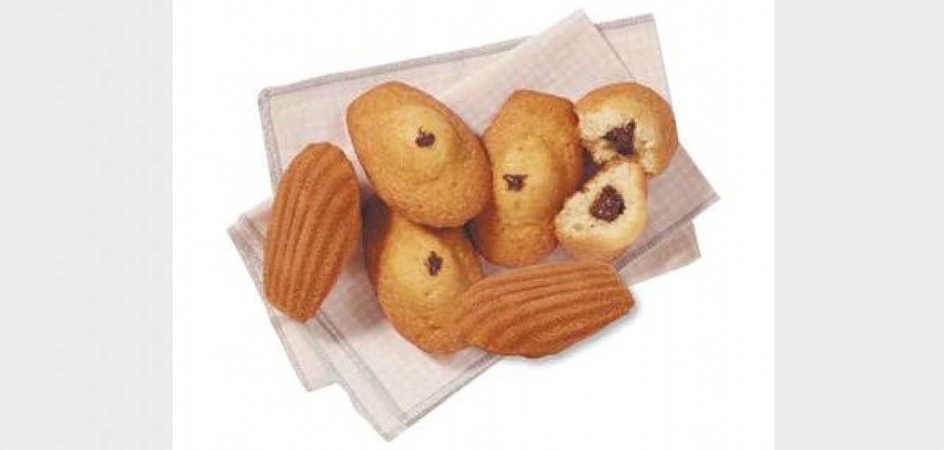 <h6 class='prettyPhoto-title'>Madeleine filled with cocoa hazelnuts</h6>