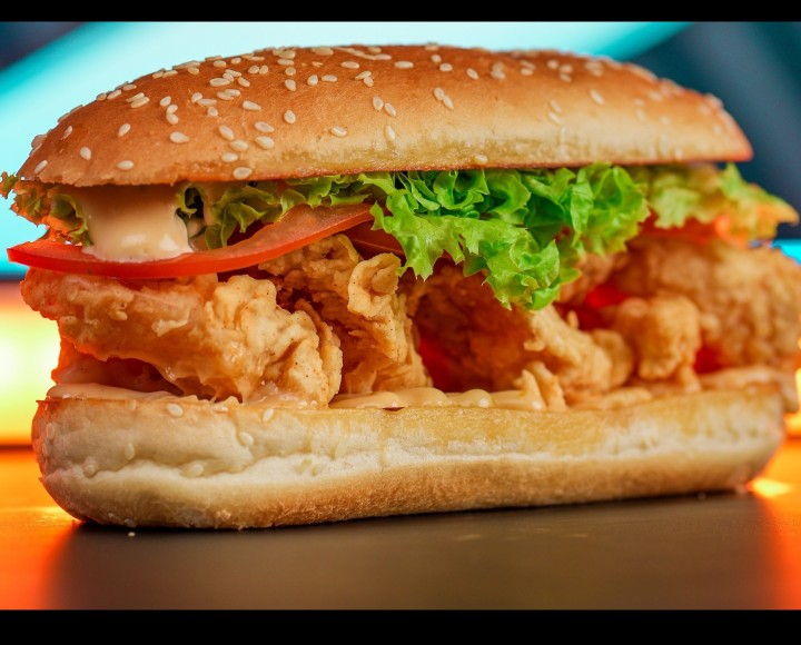 <h6 class='prettyPhoto-title'>Baz Shrimp Sandwich</h6>