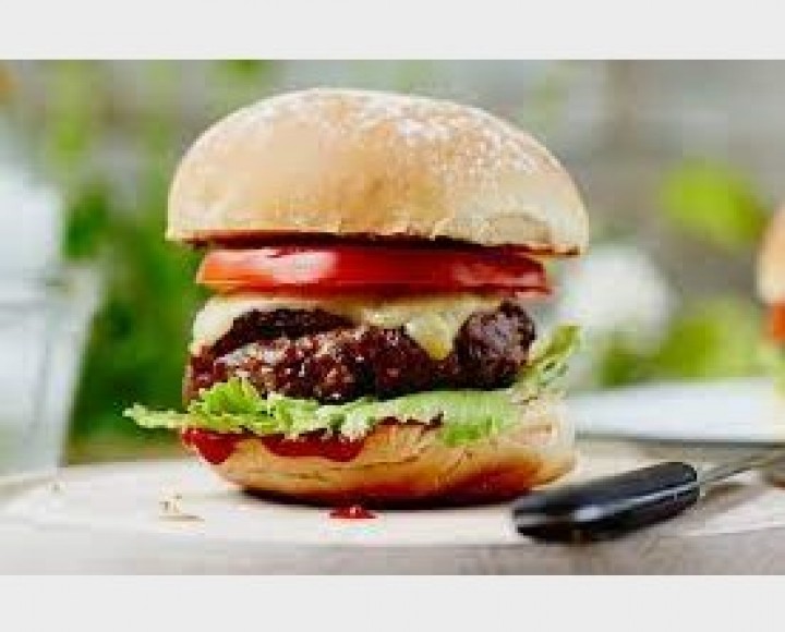<h6 class='prettyPhoto-title'>Fresh Beef Burger</h6>