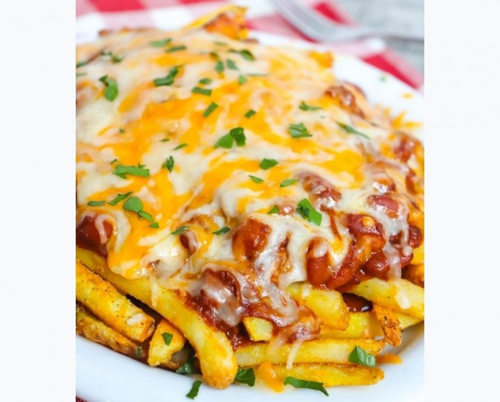 <h6 class='prettyPhoto-title'>Chili French Fries</h6>