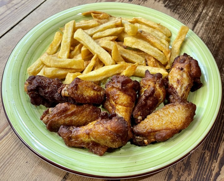 <h6 class='prettyPhoto-title'>Flavored chicken wings</h6>