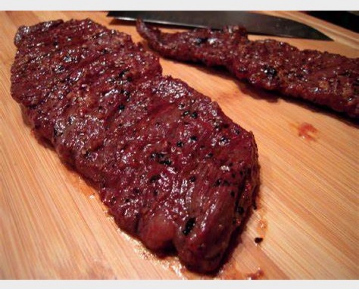 <h6 class='prettyPhoto-title'>Argentinian steak for 1</h6>