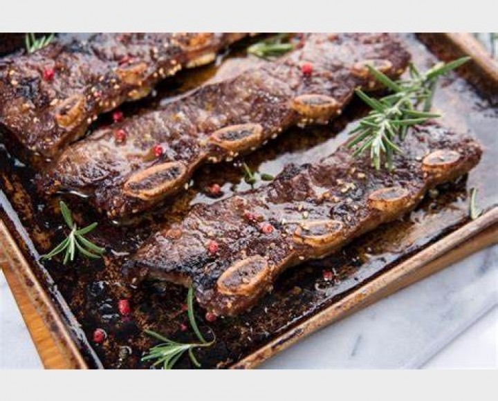 <h6 class='prettyPhoto-title'>Grilled Beef short ribs</h6>