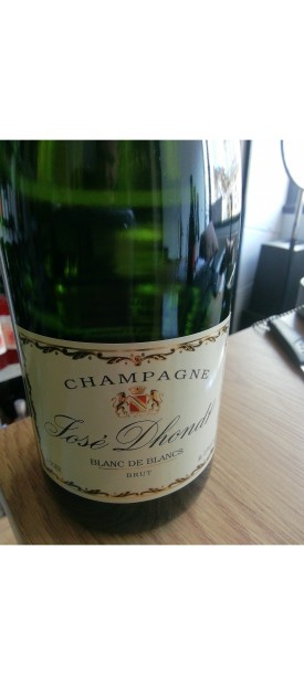 <h6 class='prettyPhoto-title'>Bouteille De Champagne </h6>