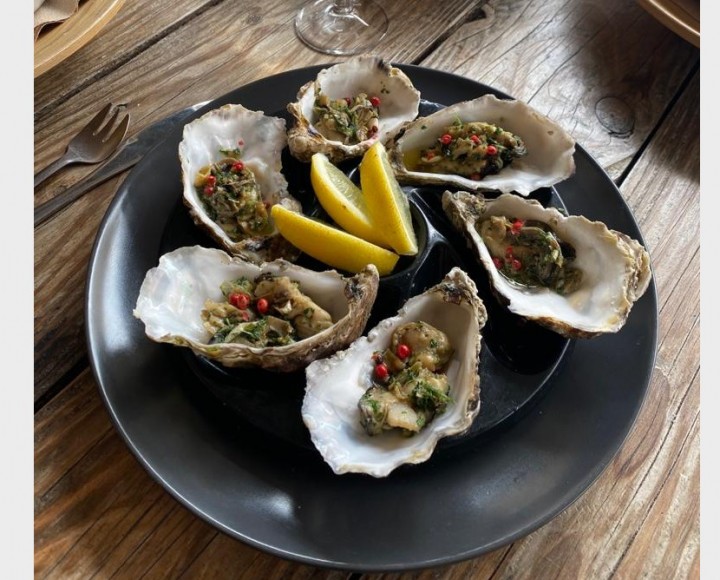 <h6 class='prettyPhoto-title'>Hot oysters x6 (N°1)</h6>