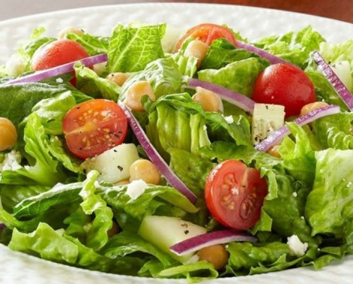 <h6 class='prettyPhoto-title'>Green salad</h6>