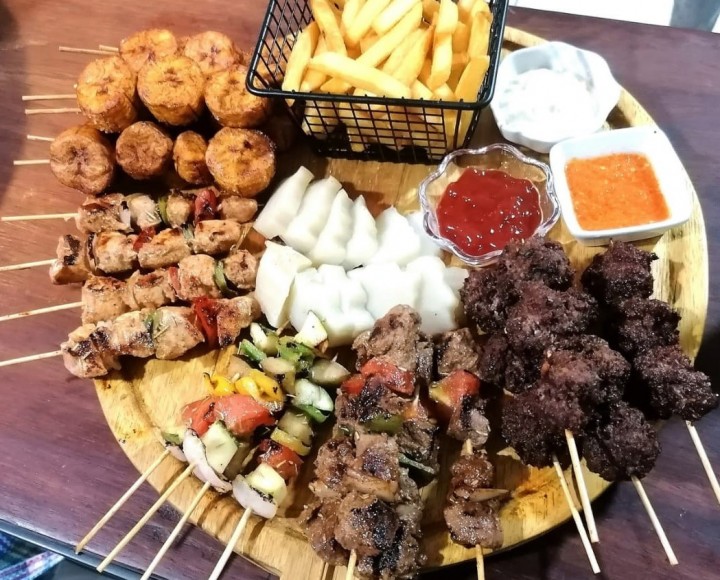 <h6 class='prettyPhoto-title'>Mixed skewer</h6>