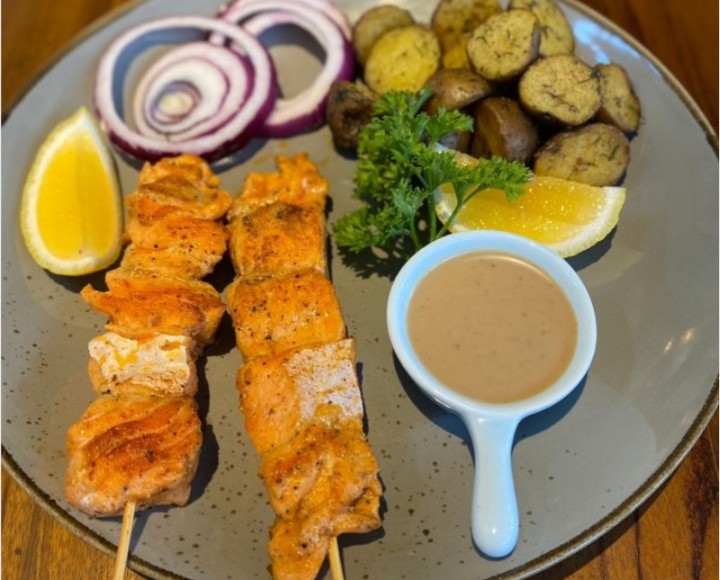 <h6 class='prettyPhoto-title'>Salmon Skewer with baby Potato</h6>