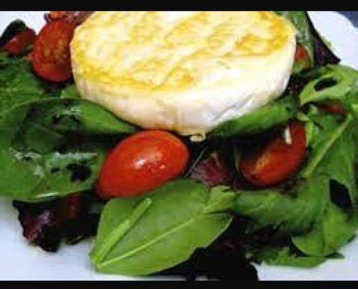 <h6 class='prettyPhoto-title'>Roasted camembert and its salad</h6>