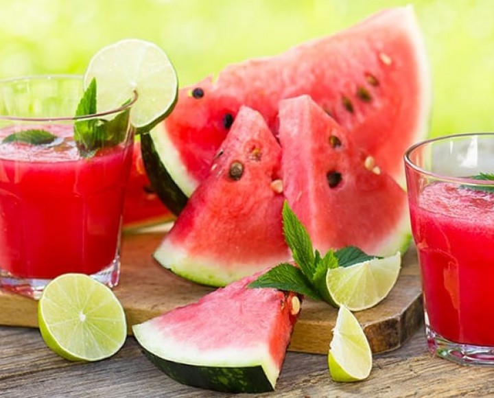<h6 class='prettyPhoto-title'>Watermelon juice</h6>