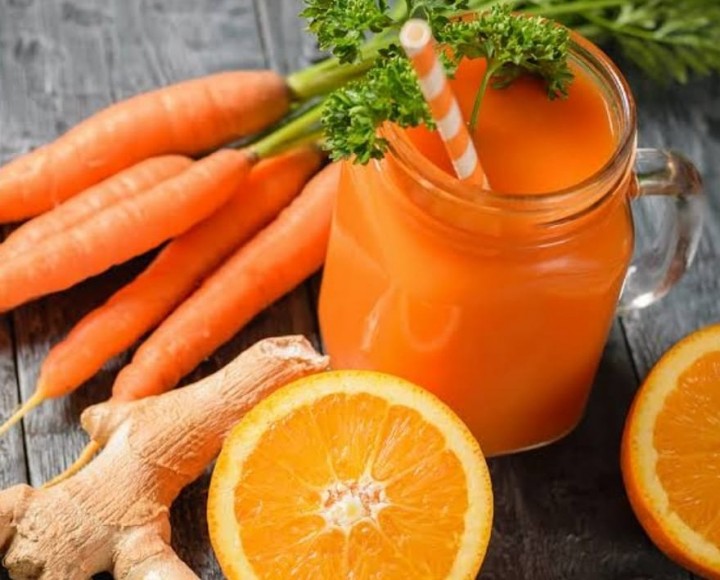 <h6 class='prettyPhoto-title'>Juice Mix of Orange, Carrot, Ginger</h6>