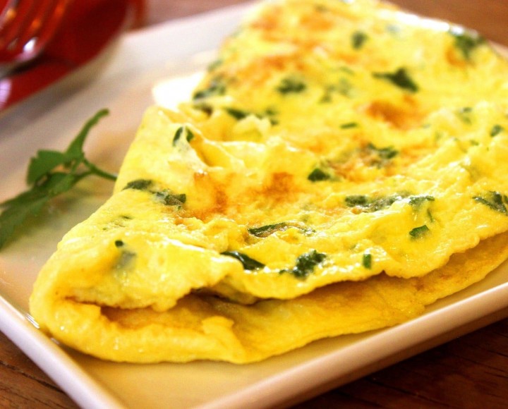 <h6 class='prettyPhoto-title'>Omelet dish</h6>