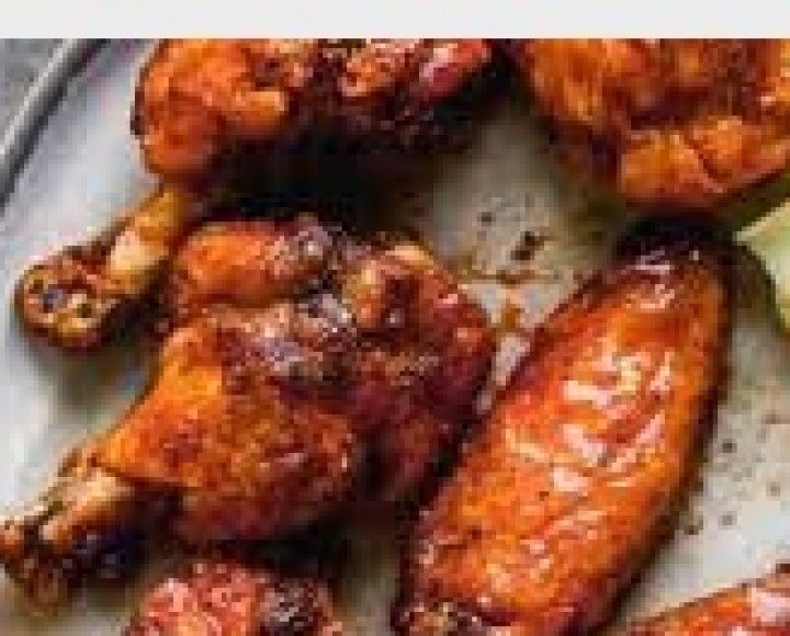 <h6 class='prettyPhoto-title'>BBQ Chicken Wings</h6>