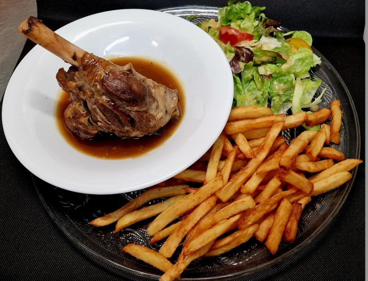 <h6 class='prettyPhoto-title'>Lamb shank and its juice</h6>