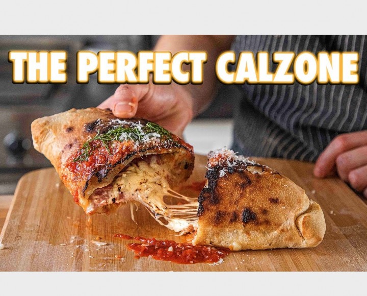 <h6 class='prettyPhoto-title'>Calzone Pizza</h6>