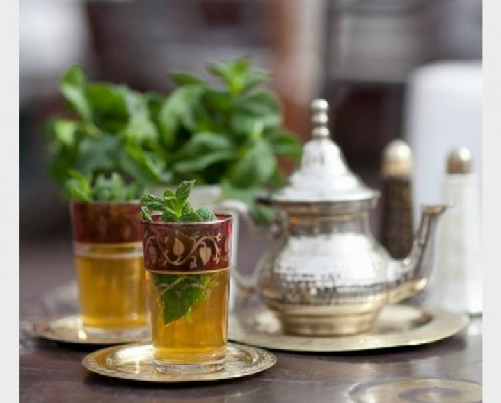 <h6 class='prettyPhoto-title'>Maroco Tea</h6>