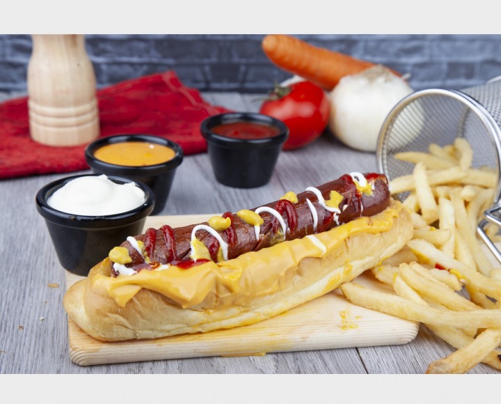 <h6 class='prettyPhoto-title'>Hot Dog + Fries</h6>