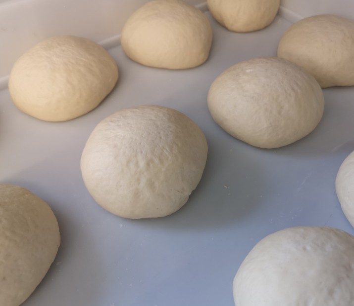 <h6 class='prettyPhoto-title'>Our dough is HOMEMADE</h6>
