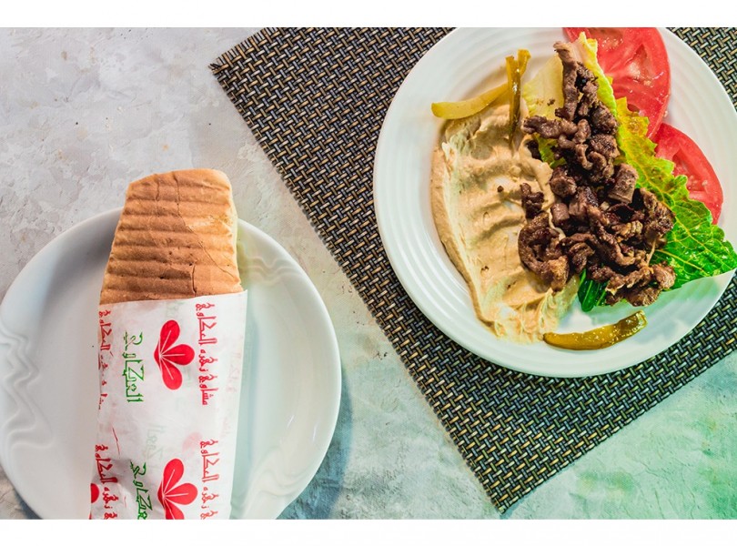 <h6 class='prettyPhoto-title'>Hummus with meat small</h6>