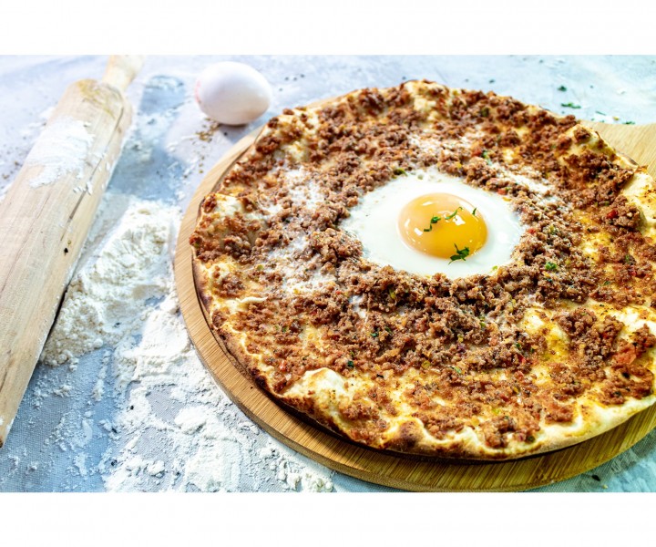 <h6 class='prettyPhoto-title'>Meat With Egg Manoucheh </h6>