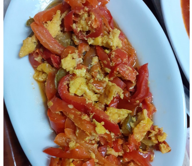 <h6 class='prettyPhoto-title'>PEPPERS EGGS</h6>