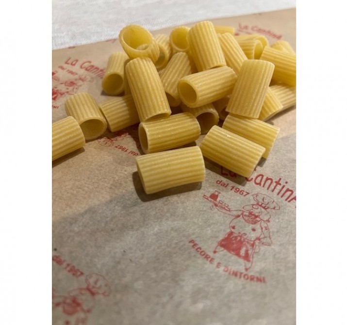 <h3 class='prettyPhoto-title'>SHORT SLEEVES</h3><br/>DRY PASTA<br /> Seasoning of your choice<br />