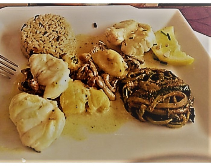 <h6 class='prettyPhoto-title'>Sliced Monkfish with Mushrooms and Curry Sauce</h6>
