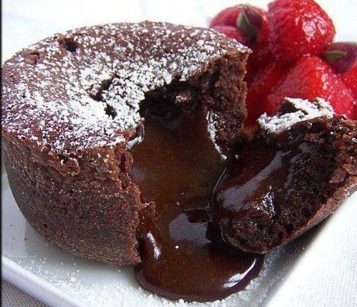 <h6 class='prettyPhoto-title'>Chocolate coulant</h6>