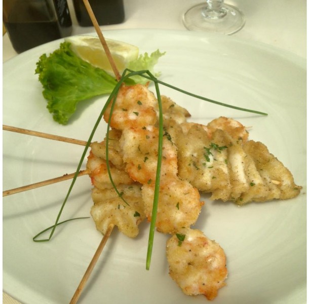 <h6 class='prettyPhoto-title'>Grilled Shrimp and Squid Skewers</h6>