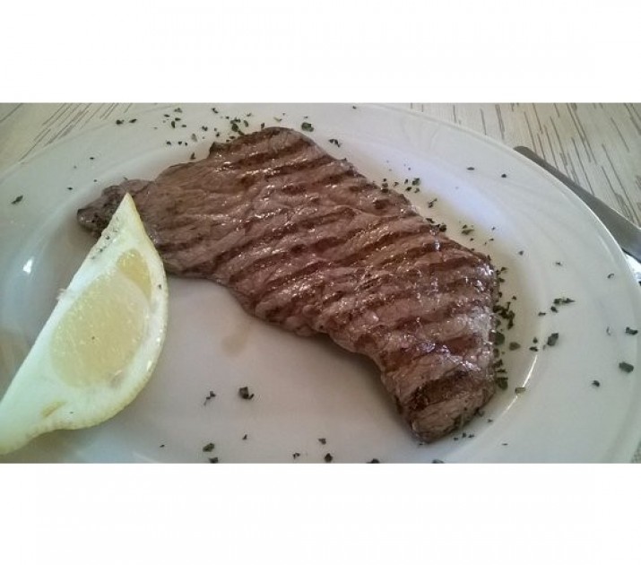 <h3 class='prettyPhoto-title'>Grilled beef steak</h3><br/>
