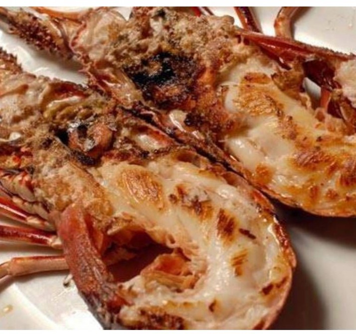 <h6 class='prettyPhoto-title'>Grilled or cooked lobster</h6>