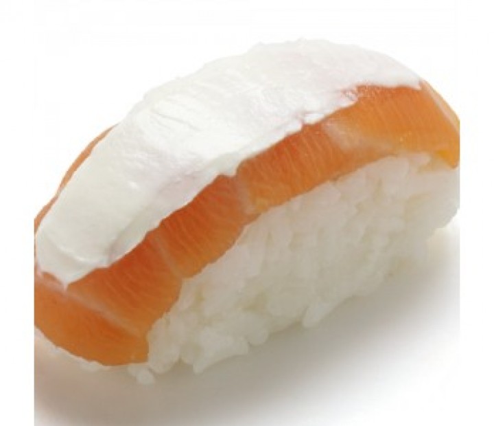 <h6 class='prettyPhoto-title'>Sushi salmon cheese</h6>