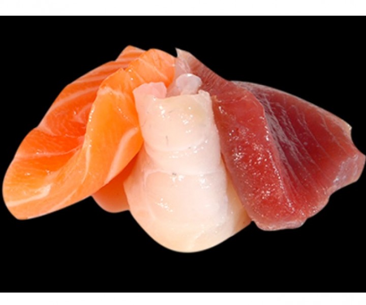 <h6 class='prettyPhoto-title'>Mixed sashimi 1</h6>