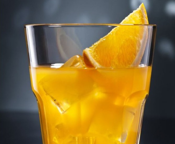 <h6 class='prettyPhoto-title'>Vodka Orange</h6>